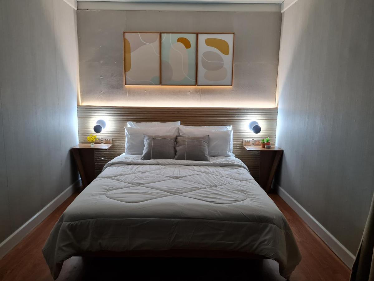 Ooni Hostel Moalboal Ngoại thất bức ảnh