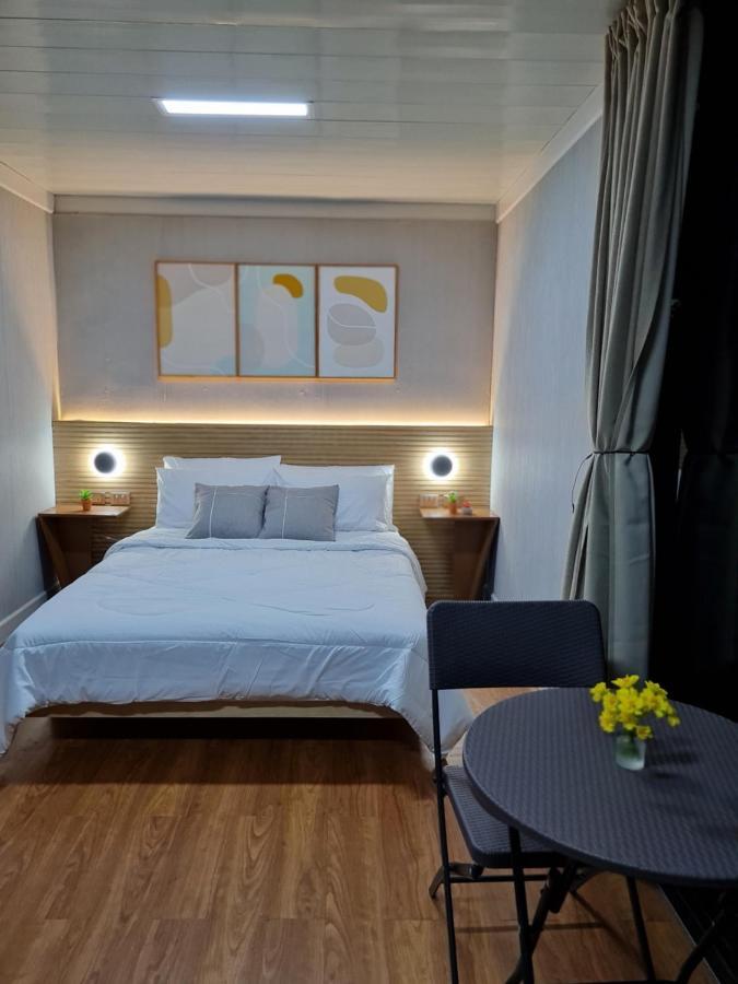 Ooni Hostel Moalboal Ngoại thất bức ảnh